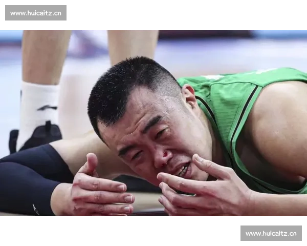 萨尔瓦多带伤复诊：鼻骨骨折伤情追踪